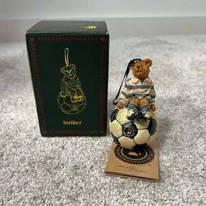Boyd’s Bears Striker Soccer Ornament with box